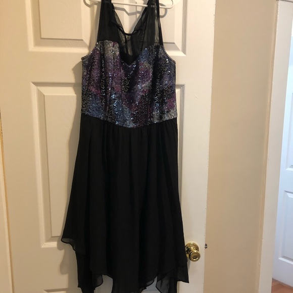 homecoming dress - Picture 4 of 4